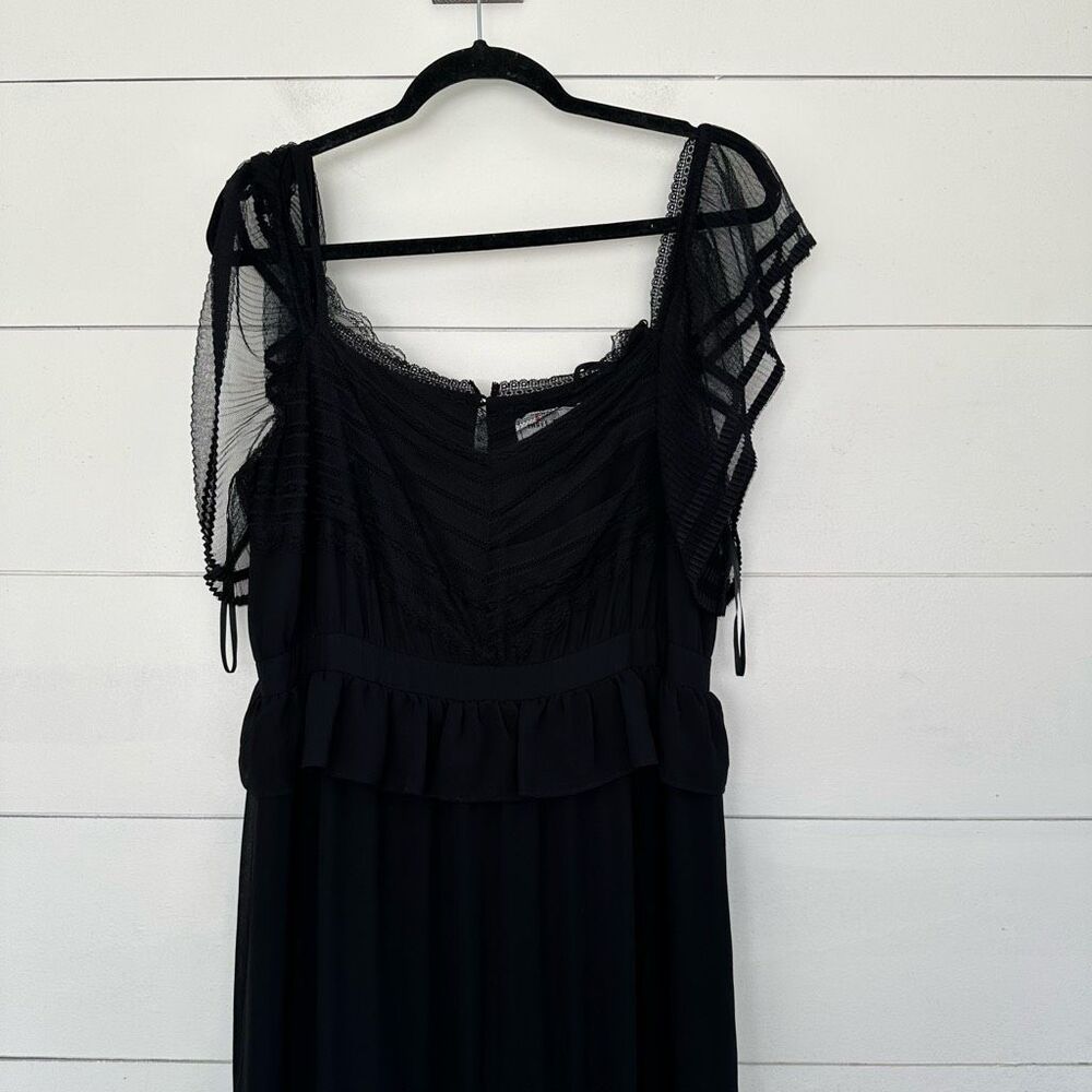 Three Floor Black Women’s XL Inferno Black Lace Dress